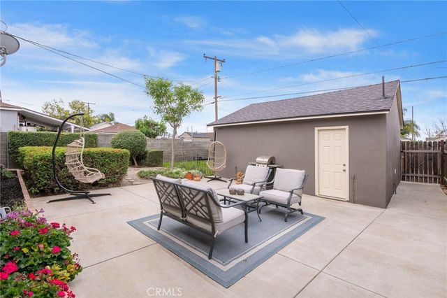 315 S Bedford, La Habra, CA 90631