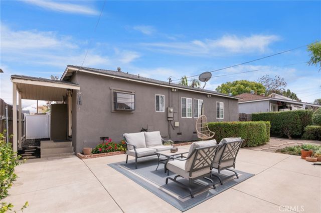315 S Bedford, La Habra, CA 90631