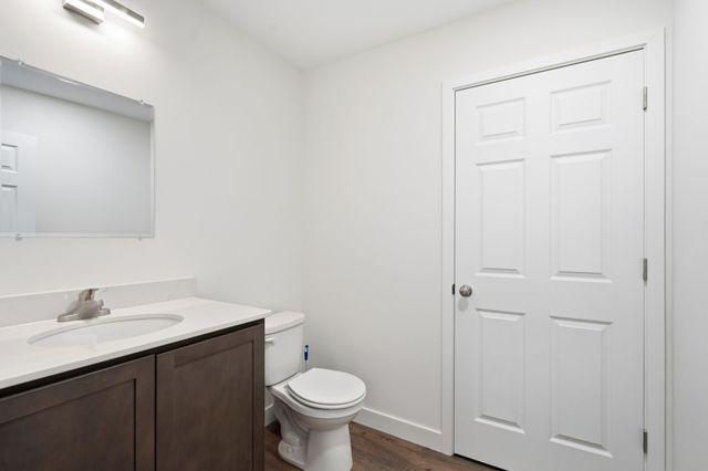 225 Clymer Road, Hiawatha, IA 52233