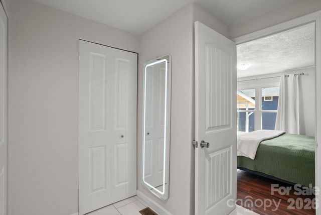 421 Emma Road, Asheville, NC 28806