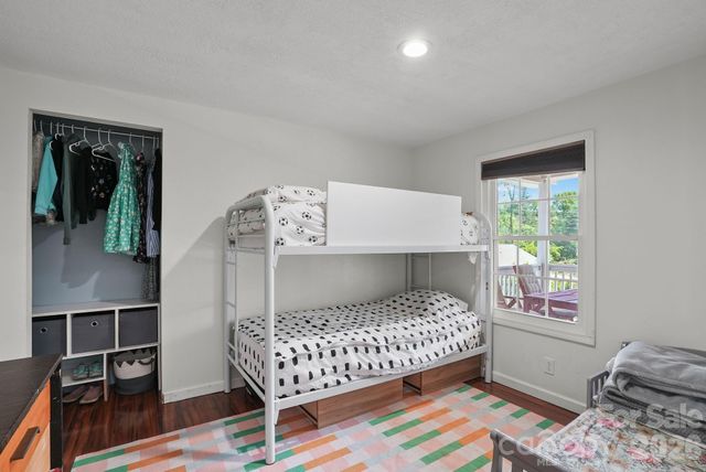 421 Emma Road, Asheville, NC 28806