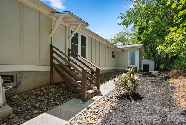 421 Emma Road, Asheville, NC 28806