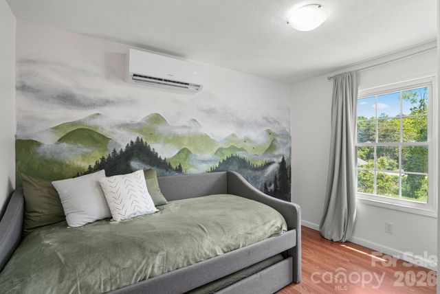 421 Emma Road, Asheville, NC 28806