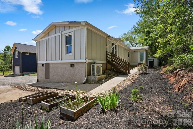 421 Emma Road, Asheville, NC 28806