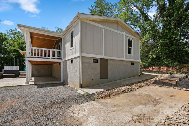 421 Emma Road, Asheville, NC 28806