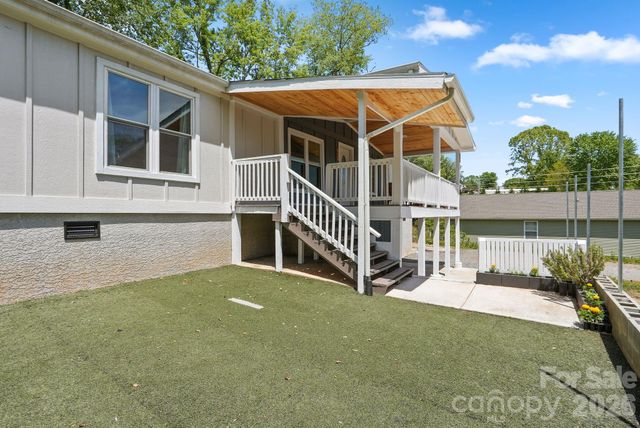 421 Emma Road, Asheville, NC 28806