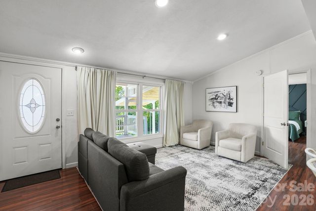 421 Emma Road, Asheville, NC 28806