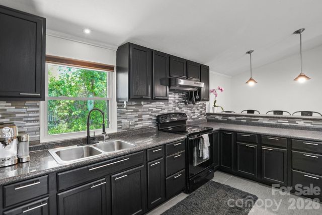 421 Emma Road, Asheville, NC 28806