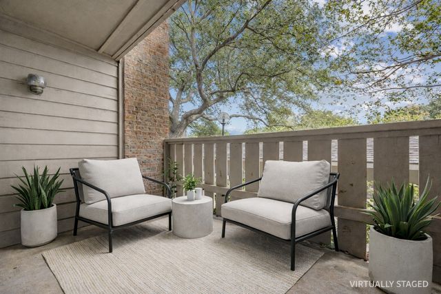 9600 Royal Lane 201, Dallas, TX 75243