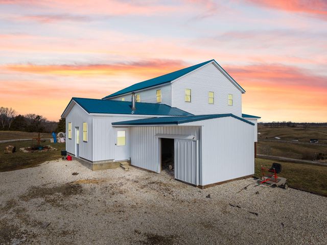 2066 Mudsock Road, Hillsboro, KY 41049