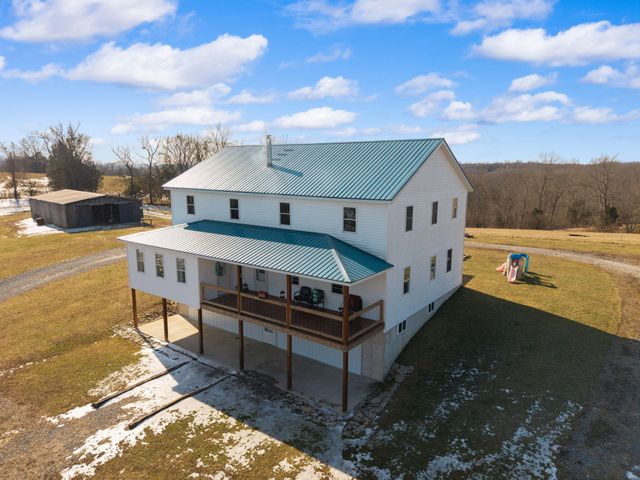 2066 Mudsock Road, Hillsboro, KY 41049