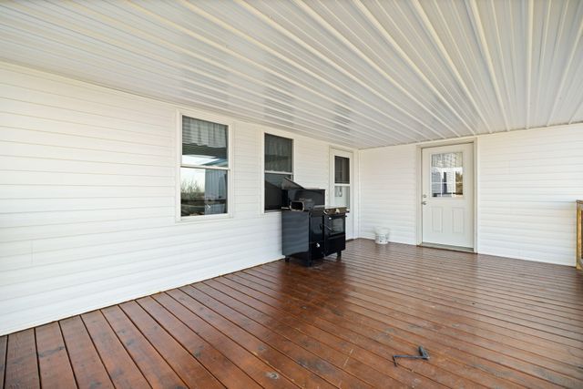 2066 Mudsock Road, Hillsboro, KY 41049