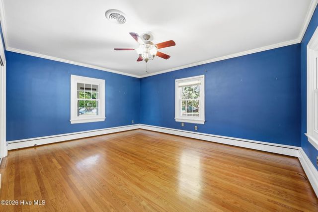1108 Summit Avenue, Washington, NC 27889