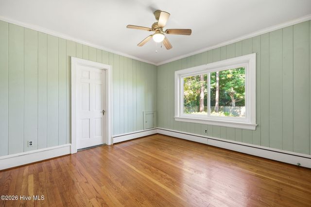 1108 Summit Avenue, Washington, NC 27889