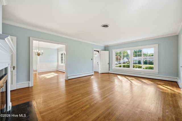 1108 Summit Avenue, Washington, NC 27889