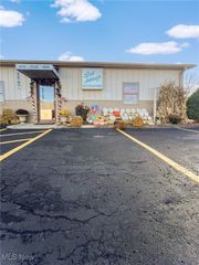 9939 South Avenue, Poland, OH 44514