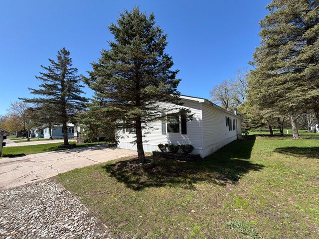 1681 Sycamore Drive, Muskegon Twp, MI 49445