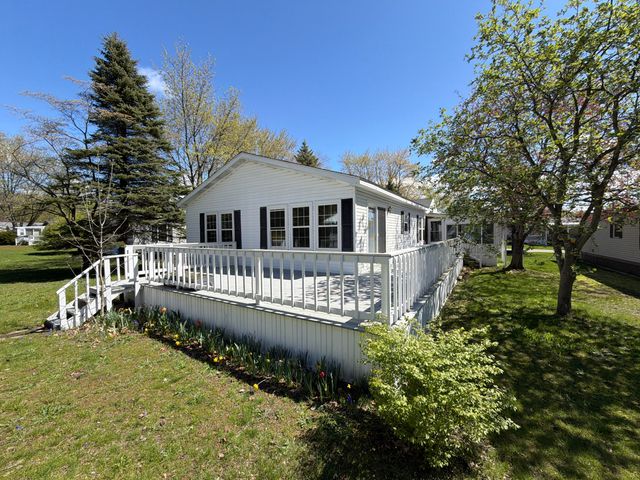 1681 Sycamore Drive, Muskegon Twp, MI 49445