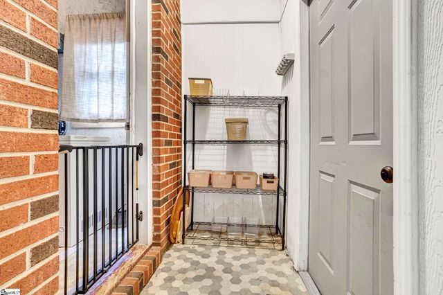 210 Sunnyview Circle, Spartanburg, SC 29307