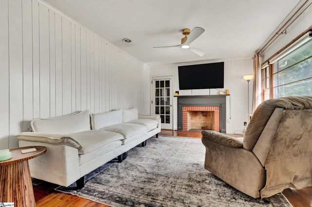 210 Sunnyview Circle, Spartanburg, SC 29307