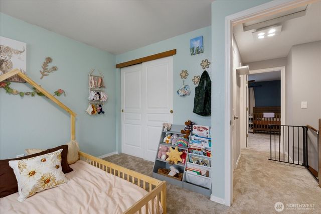 1585 NW 2nd Avenue, Oak Harbor, WA 98277