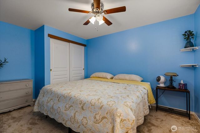 1585 NW 2nd Avenue, Oak Harbor, WA 98277