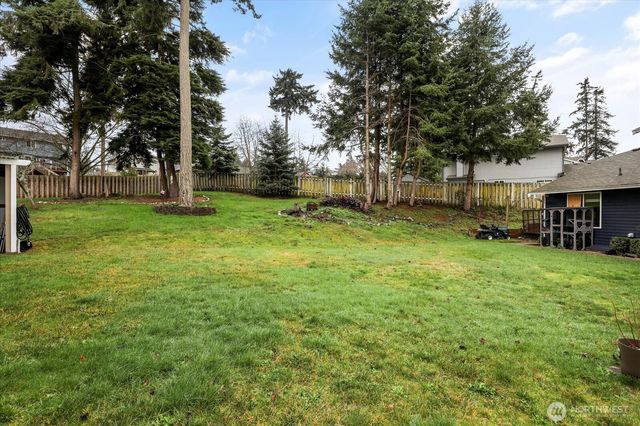 1585 NW 2nd Avenue, Oak Harbor, WA 98277