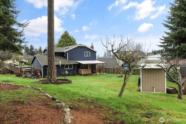 1585 NW 2nd Avenue, Oak Harbor, WA 98277
