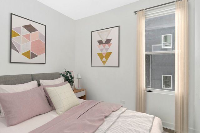 1731 W Potomac Avenue, Chicago, IL 60622