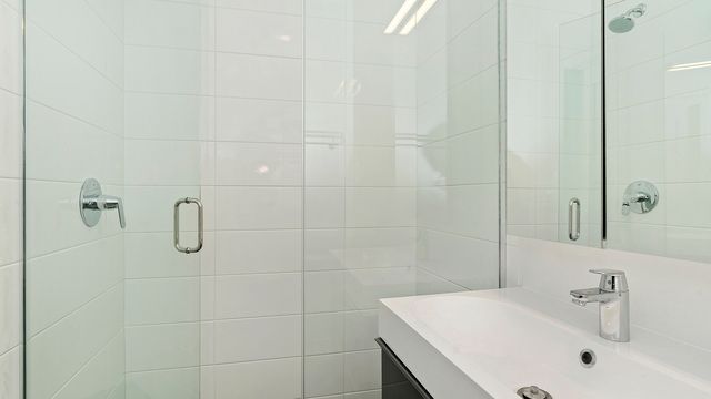 1731 W Potomac Avenue, Chicago, IL 60622