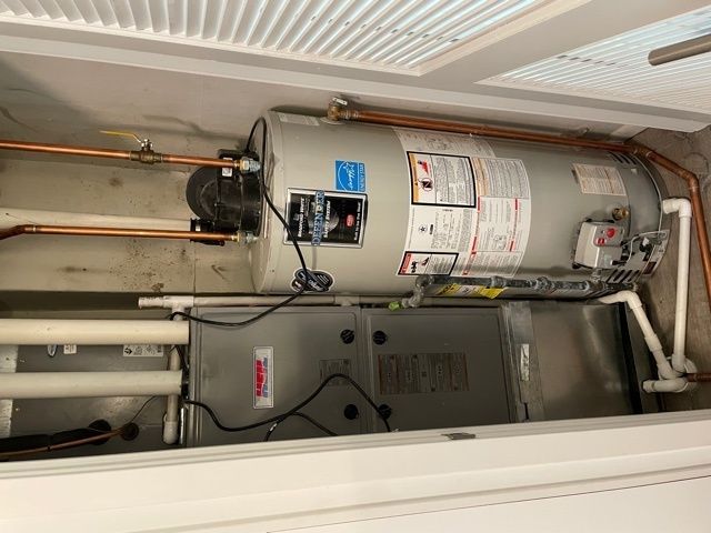 1731 W Potomac Avenue, Chicago, IL 60622