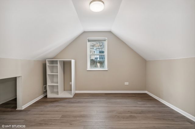 1731 W Potomac Avenue, Chicago, IL 60622