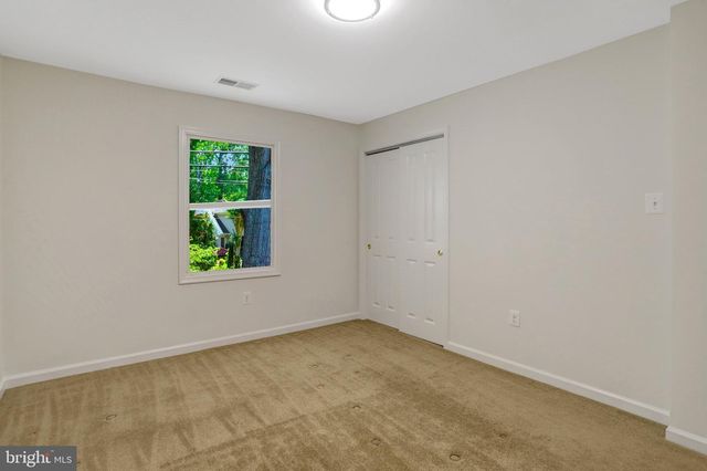 3236 WOODLAND LN, Alexandria, VA 22309
