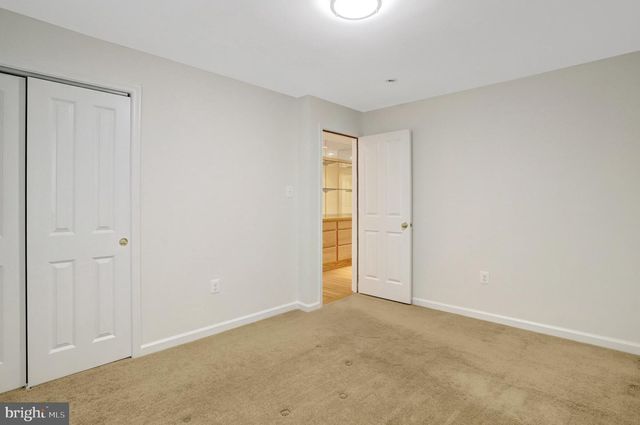 3236 WOODLAND LN, Alexandria, VA 22309