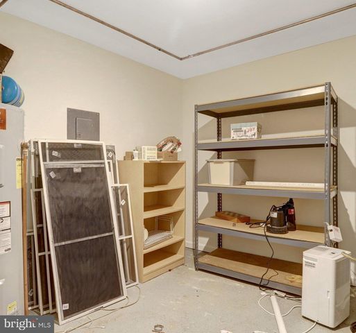 3236 WOODLAND LN, Alexandria, VA 22309