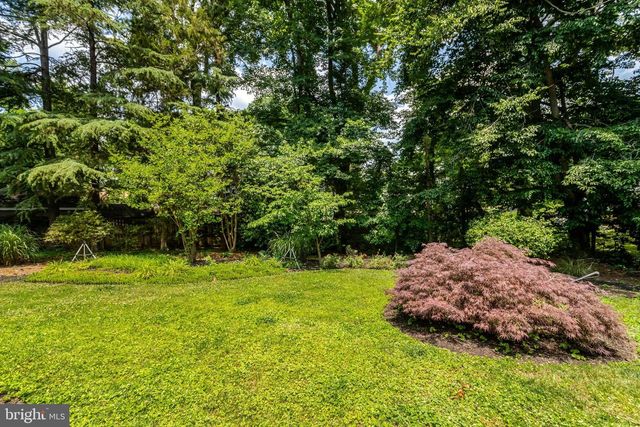 3236 WOODLAND LN, Alexandria, VA 22309