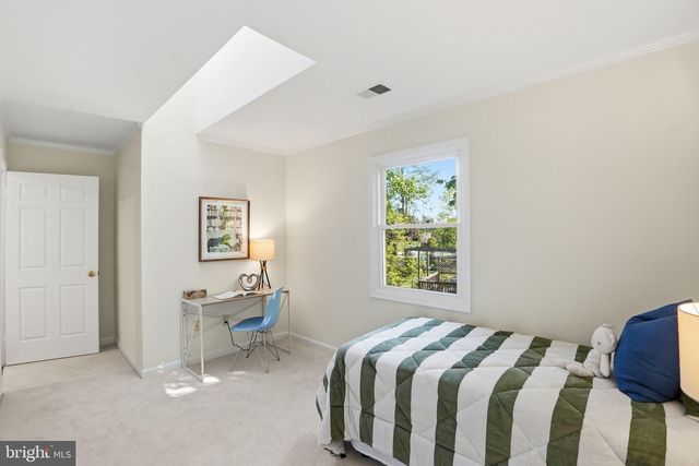49 WELLESLEY CIR, Glen Echo, MD 20812
