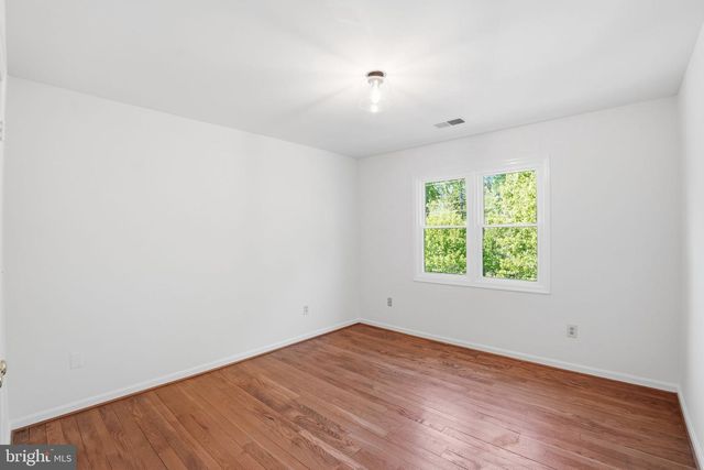 49 WELLESLEY CIR, Glen Echo, MD 20812