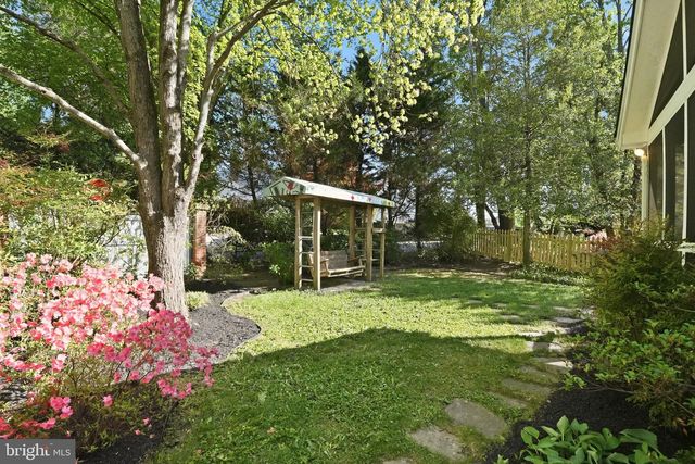 49 WELLESLEY CIR, Glen Echo, MD 20812