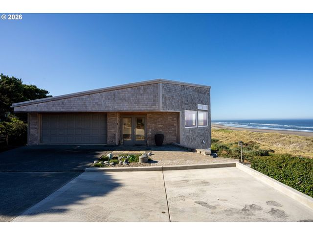 2770 WHALE WATCH Way, Bandon, OR 97411