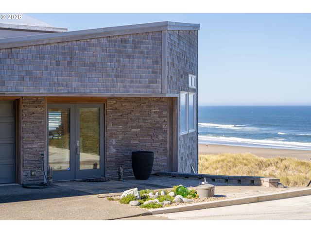 2770 WHALE WATCH Way, Bandon, OR 97411
