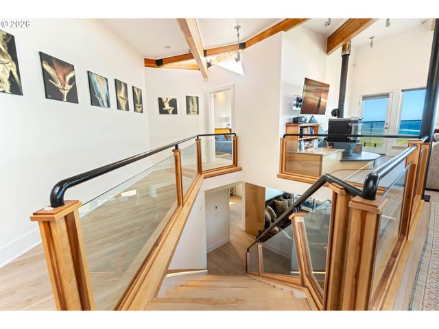 2770 WHALE WATCH Way, Bandon, OR 97411