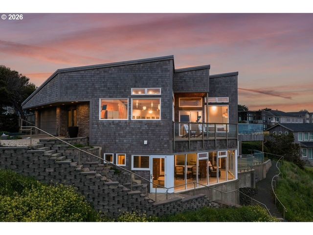 2770 WHALE WATCH Way, Bandon, OR 97411