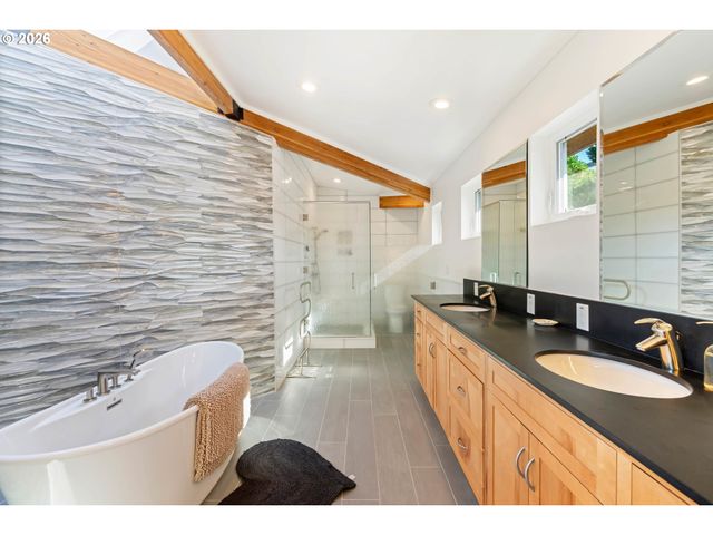 2770 WHALE WATCH Way, Bandon, OR 97411
