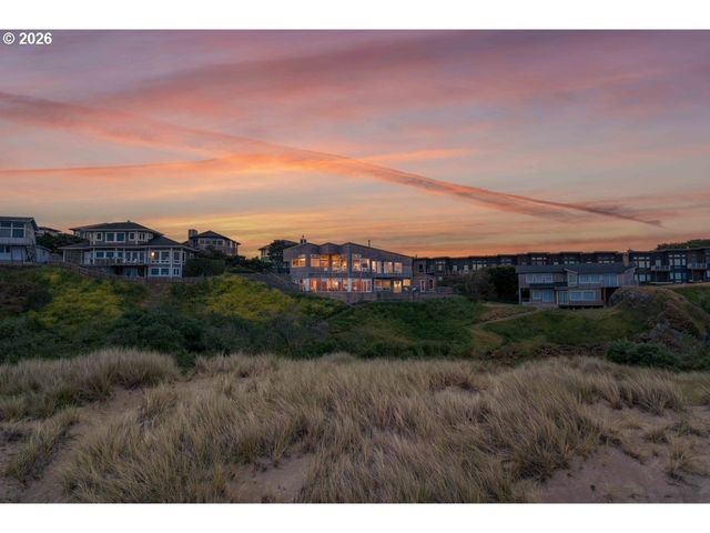 2770 WHALE WATCH Way, Bandon, OR 97411