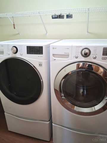 5193 Castlebrook Court, Green Twp, OH 45247