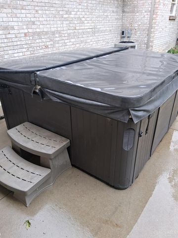 5193 Castlebrook Court, Green Twp, OH 45247