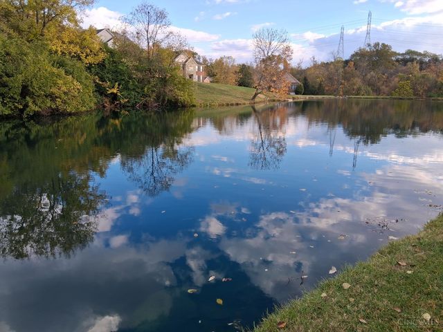 5193 Castlebrook Court, Green Twp, OH 45247