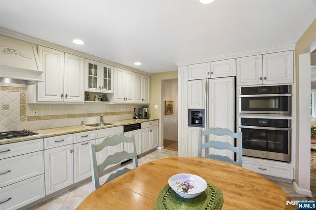 24 Cherry Hill Road, Livingston, NJ 07039