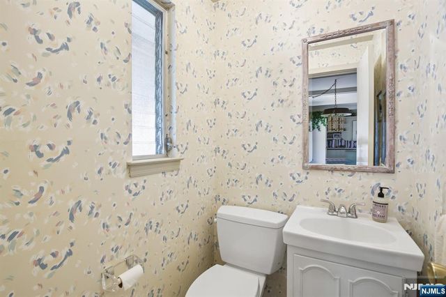 24 Cherry Hill Road, Livingston, NJ 07039